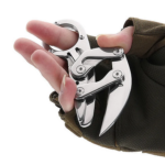 Zatvárací karambit s kĺbovým mechanizmom